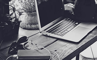 德甲深耕阿联酋青训体系化 照见现实对比我国网红模式的偏航